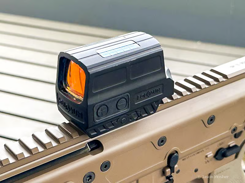Controls on the Holosun 512 optic. 